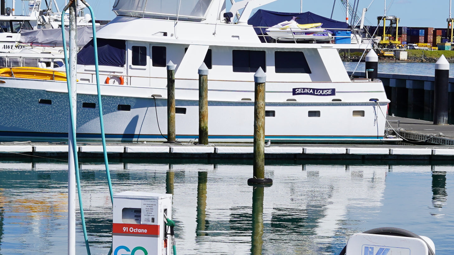 Grand Pacific Ultra Contour Non-Marking Marina Dock Fender 1500mm