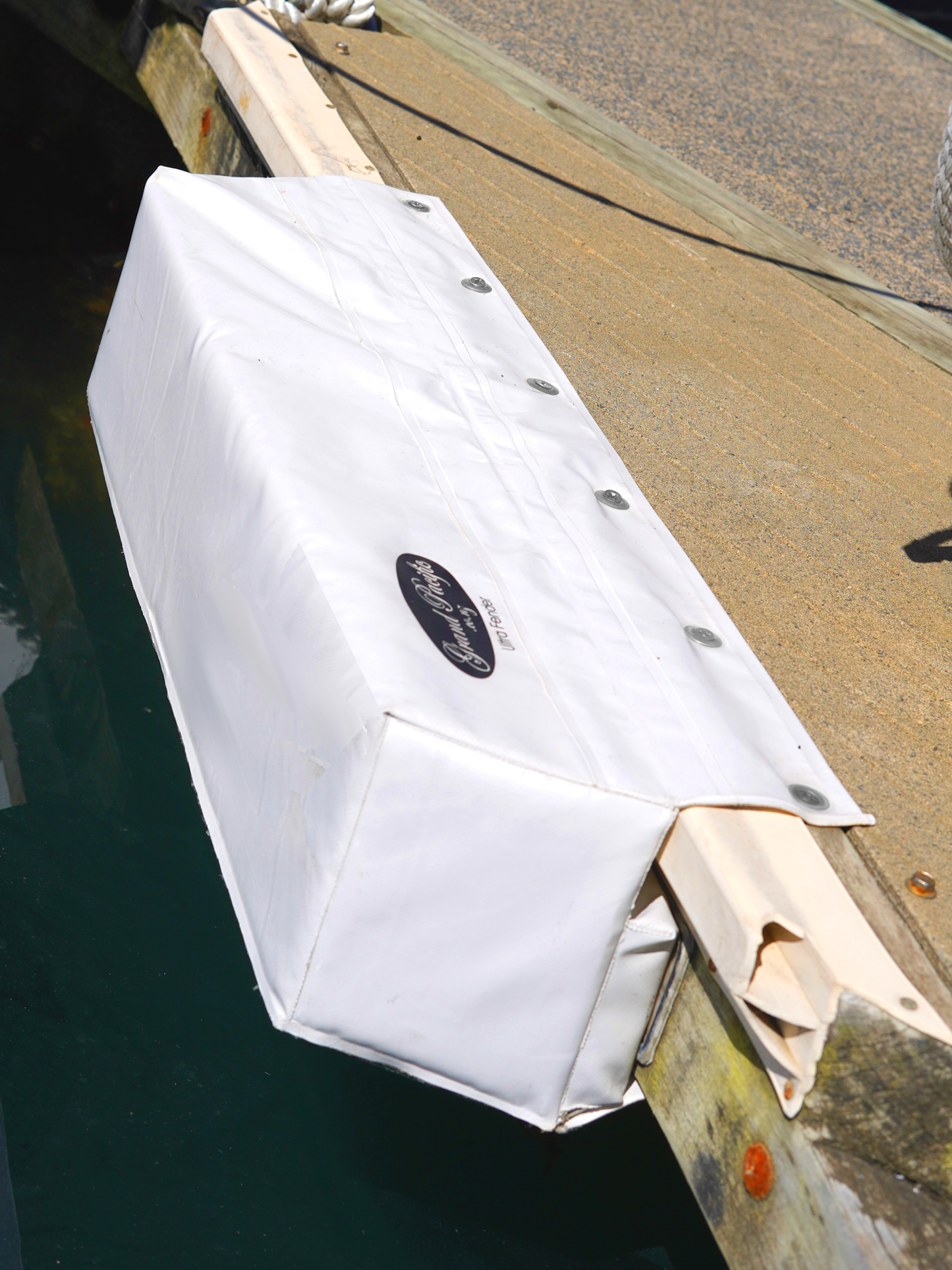 Grand Pacific Ultra Contour Non-Marking Marina Dock Fender 750mm